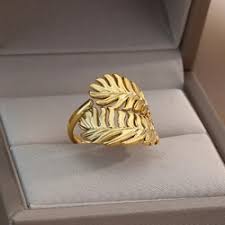 Leaf -pattern finger ring